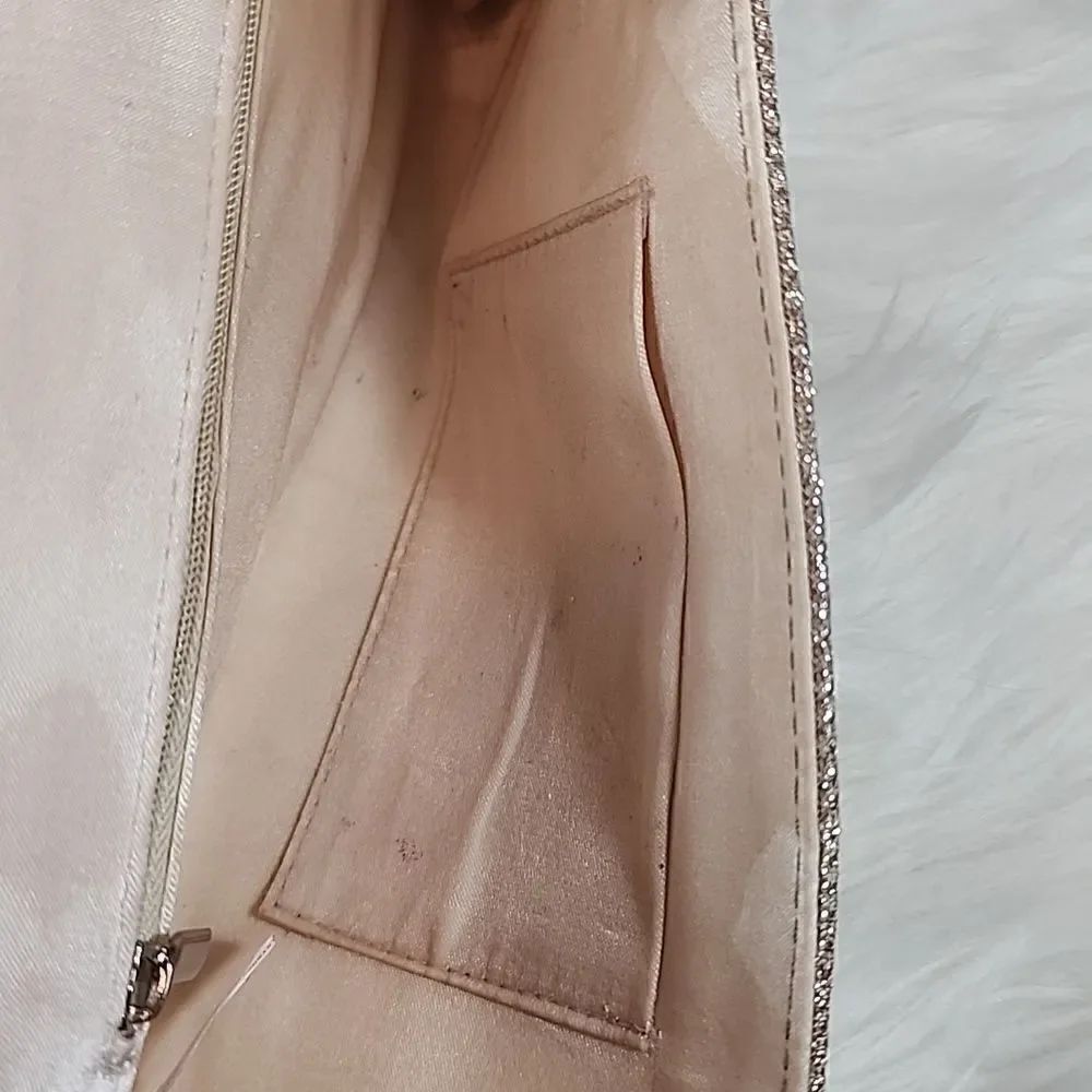 GLINT Clutch with Chain - Picture 10 of 10